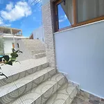Eraldo Brahimi 公寓
