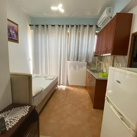 Apartamento Eraldo Brahimi