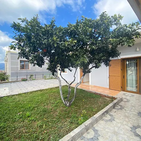 Eraldo Brahimi Apartamento Ksamil