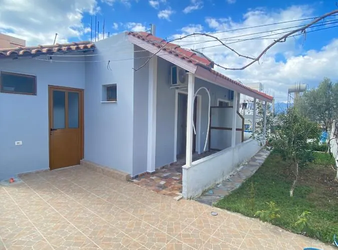 Eraldo Brahimi 公寓 卡萨米尔