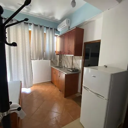 Eraldo Brahimi Apartment *