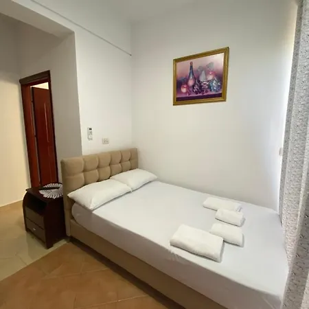 Eraldo Brahimi Apartment Ksamil