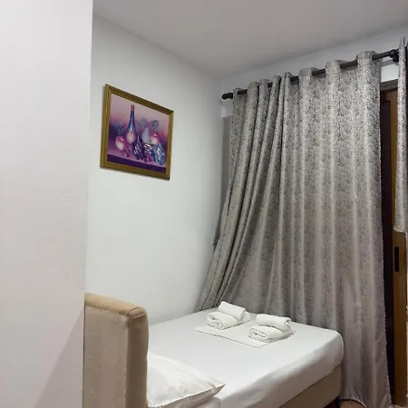 Eres Villa Apartamento
